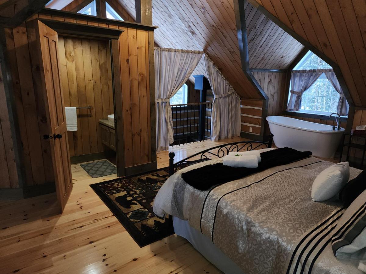 Domaine Riviere Sacacomie Hotel Saint-Alexis-des-Monts Eksteriør billede